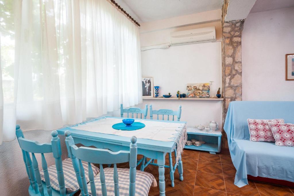 Apartments Dalmatinska Kuca Milna  Phòng bức ảnh