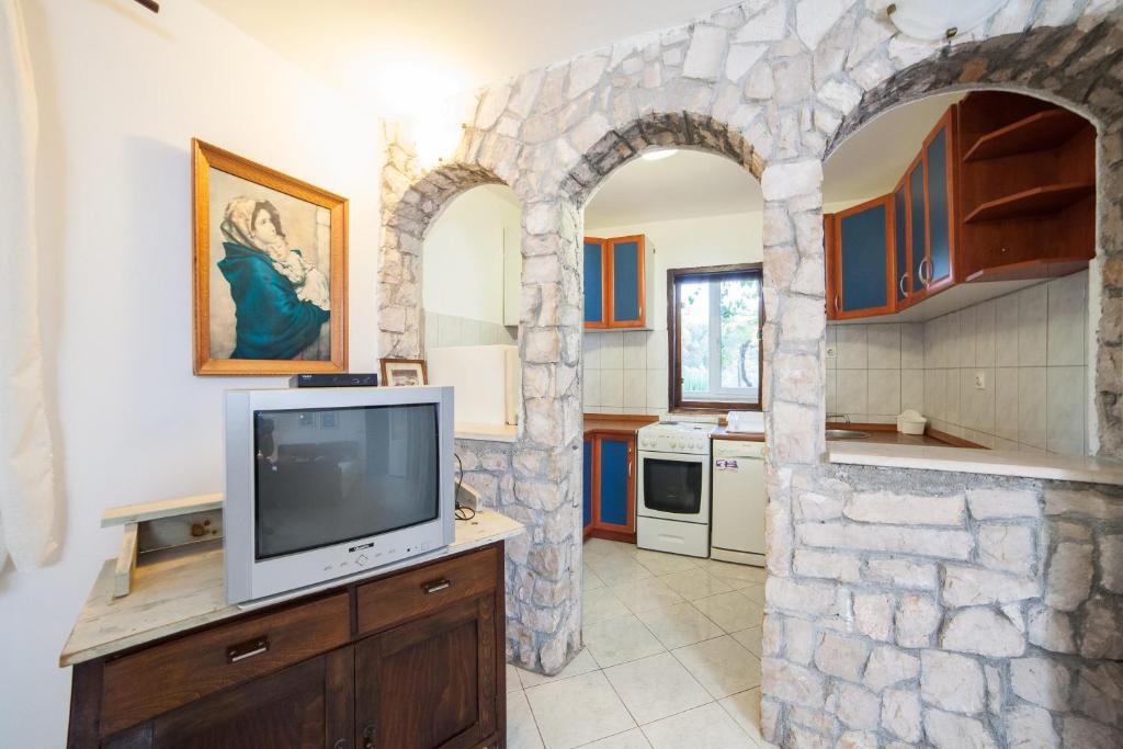 Apartments Dalmatinska Kuca Milna  Phòng bức ảnh
