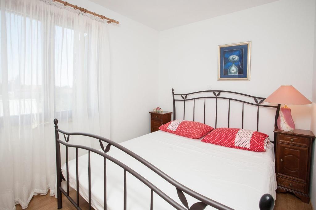 Apartments Dalmatinska Kuca Milna  Phòng bức ảnh